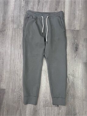American Eagle Outfitters Gray Jogger Sweatpants with White Drawstring